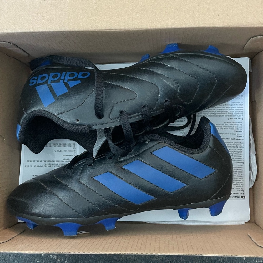 Kids unisex blue/black Adidas hard field cleats
